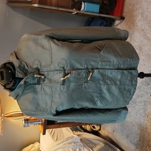 Light fall hooded jacket